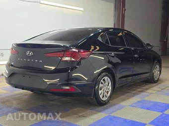 2020 Hyundai Elantra SE Sedan - miniatura 3