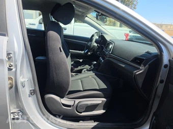2020 Hyundai Elantra SE Sedan - miniatura 8