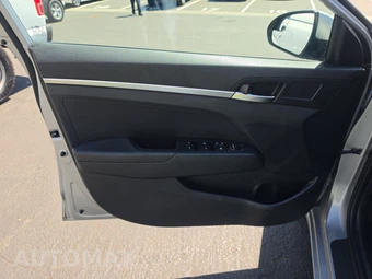2020 Hyundai Elantra SE Sedan - miniatura 9