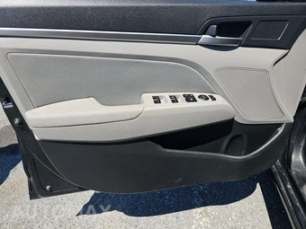 2020 Hyundai Elantra SEL Sedan – miniatura 15
