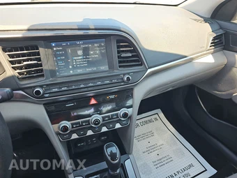 2020 Hyundai Elantra SEL Sedan – miniatura 17