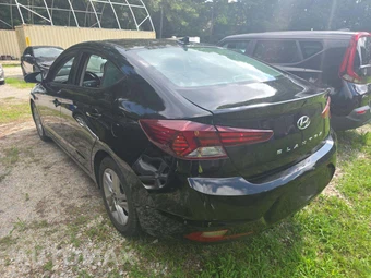 2020 Hyundai Elantra SEL Sedan – miniatura 2