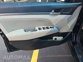 2020 Hyundai Elantra SEL Sedan - miniatura 9