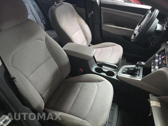 2020 Hyundai Elantra SEL Sedan – miniatura 16