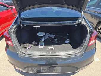 2020 Hyundai Elantra SEL Sedan - miniatura 16