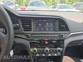 2020 Hyundai Elantra SEL Sedan – miniatura 10