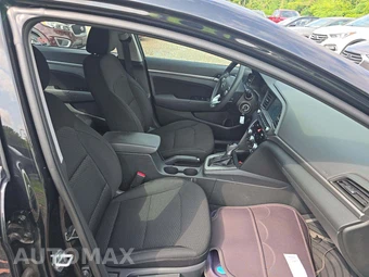 2020 Hyundai Elantra SEL Sedan – miniatura 18