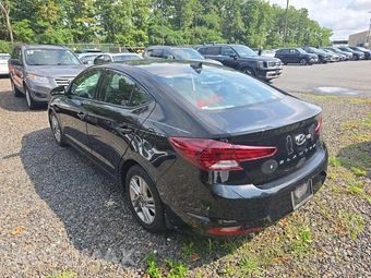 2020 Hyundai Elantra SEL Sedan – miniatura 2