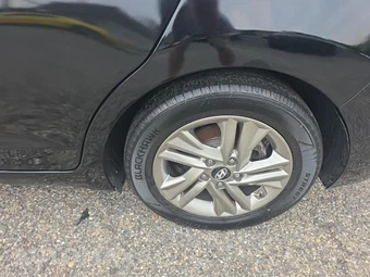 2020 Hyundai Elantra SEL Sedan – miniatura 11