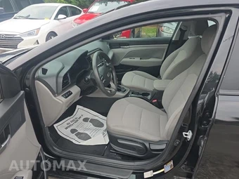 2020 Hyundai Elantra SEL Sedan – miniatura 13