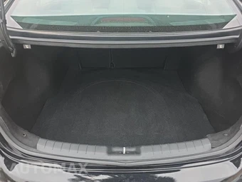 2020 Hyundai Elantra SEL Sedan – miniatura 19