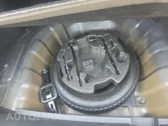 2020 Hyundai Elantra SEL Sedan – miniatura 7