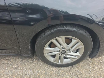 2020 Hyundai Elantra SEL Sedan – miniatura 9