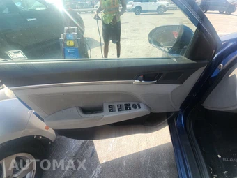 2020 Hyundai Elantra SEL Sedan - miniatura 15
