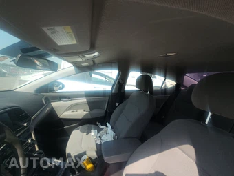 2020 Hyundai Elantra SEL Sedan - miniatura 20