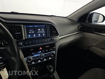 2020 Hyundai Elantra SEL Sedan - miniatura 11