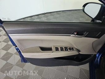 2020 Hyundai Elantra SEL Sedan - miniatura 9