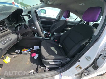 2020 Hyundai Elantra SEL Sedan – miniatura 7