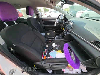 2020 Hyundai Elantra SEL Sedan – miniatura 8