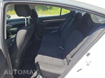 2020 Hyundai Elantra SEL Sedan – miniatura 10