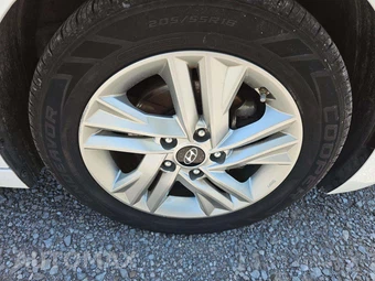 2020 Hyundai Elantra SEL Sedan – miniatura 30