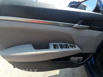 2020 Hyundai Elantra SEL Sedan - miniatura 9