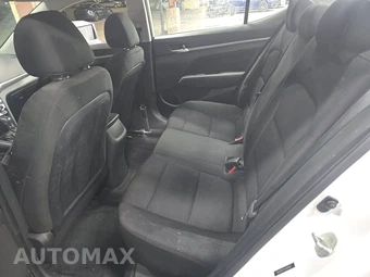 2020 Hyundai Elantra SEL Sedan – miniatura 13