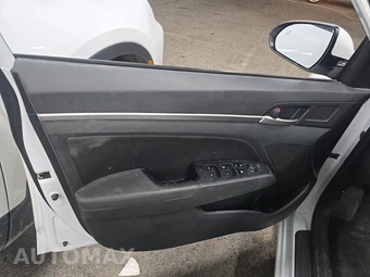 2020 Hyundai Elantra SEL Sedan – miniatura 9