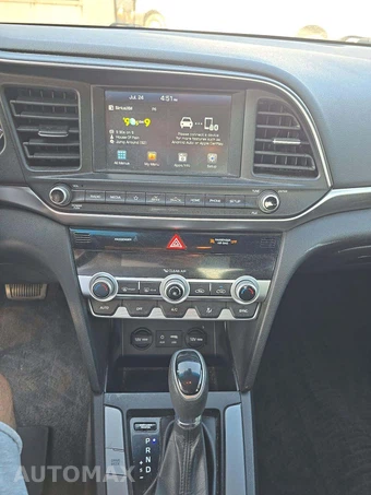 2020 Hyundai Elantra SEL Sedan – miniatura 10