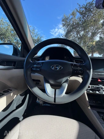 2020 Hyundai Elantra SEL Sedan - miniatura 19