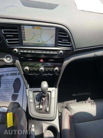 2020 Hyundai Elantra Sport Sedan - miniatura 11