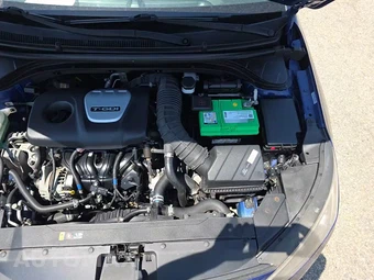 2020 Hyundai Elantra Sport Sedan - miniatura 27