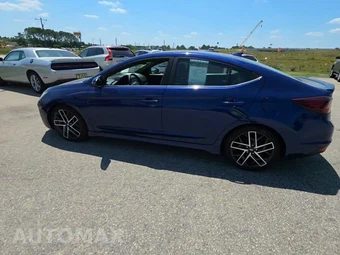 2020 Hyundai Elantra Sport Sedan - miniatura 3
