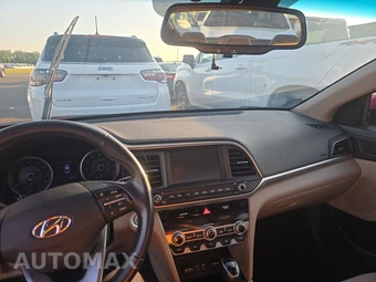 2020 Hyundai Elantra Value Edition Sedan – miniatura 11