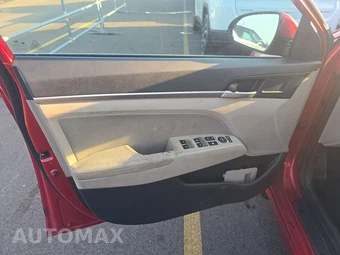 2020 Hyundai Elantra Value Edition Sedan – miniatura 9