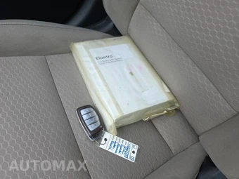 2020 Hyundai Elantra Value Edition Sedan – miniatura 32