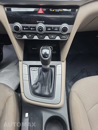 2020 Hyundai Elantra Value Edition Sedan – miniatura 34