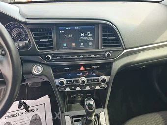 2020 Hyundai Elantra Value Edition Sedan – miniatura 11
