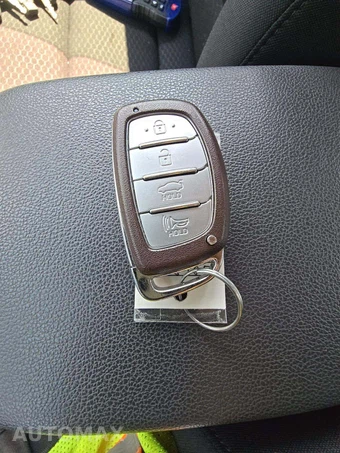 2020 Hyundai Elantra Value Edition Sedan – miniatura 8
