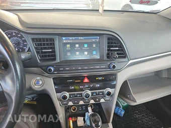 2020 Hyundai Elantra Value Edition Sedan – miniatura 11