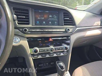 2020 Hyundai Elantra Value Edition Sedan - miniatura 10