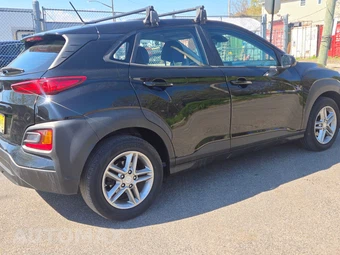 2020 Hyundai Kona SE - miniatura 2