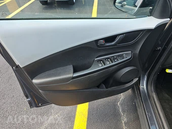 2020 Hyundai Kona SE - miniatura 9