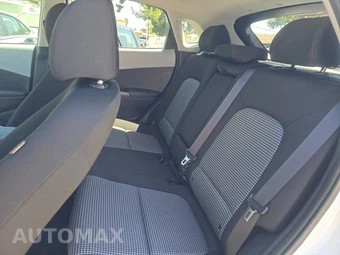 2020 Hyundai Kona SEL - miniatura 13