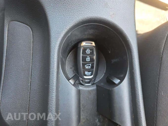 2020 Hyundai Kona SEL - miniatura 8