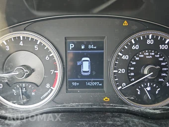 2020 Hyundai Santa Fe SE – miniatura 12