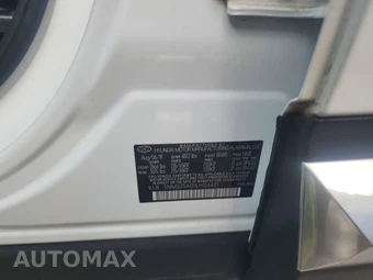 2020 Hyundai Santa Fe SE – miniatura 14