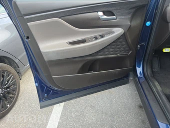 2020 Hyundai Santa Fe SE – miniatura 15