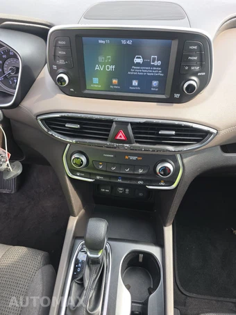 2020 Hyundai Santa Fe SE – miniatura 17