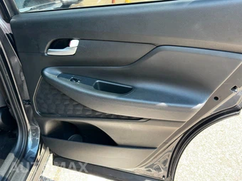 2020 Hyundai Santa Fe SE - miniatura 15